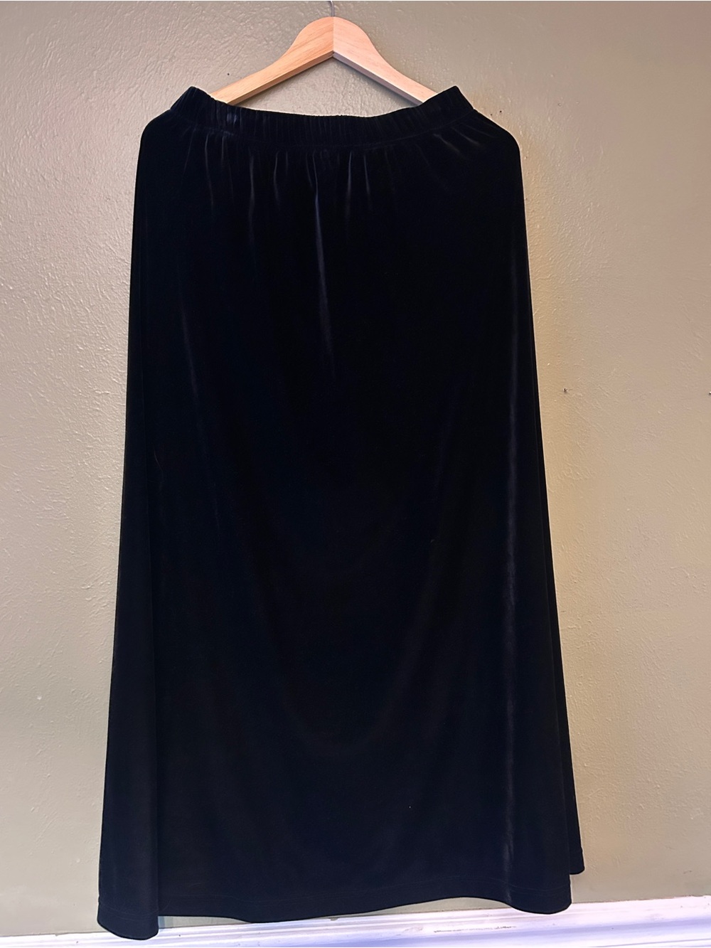 Vintage Whimsy goth Witchy Fairy Black Velvet Maxi Skirt Large